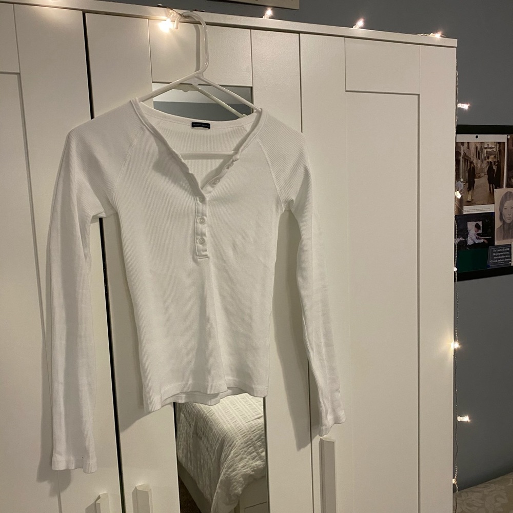 Brandy Melville Tanya Top